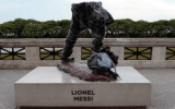 Leo Messi, distrutta la statua in suo onore